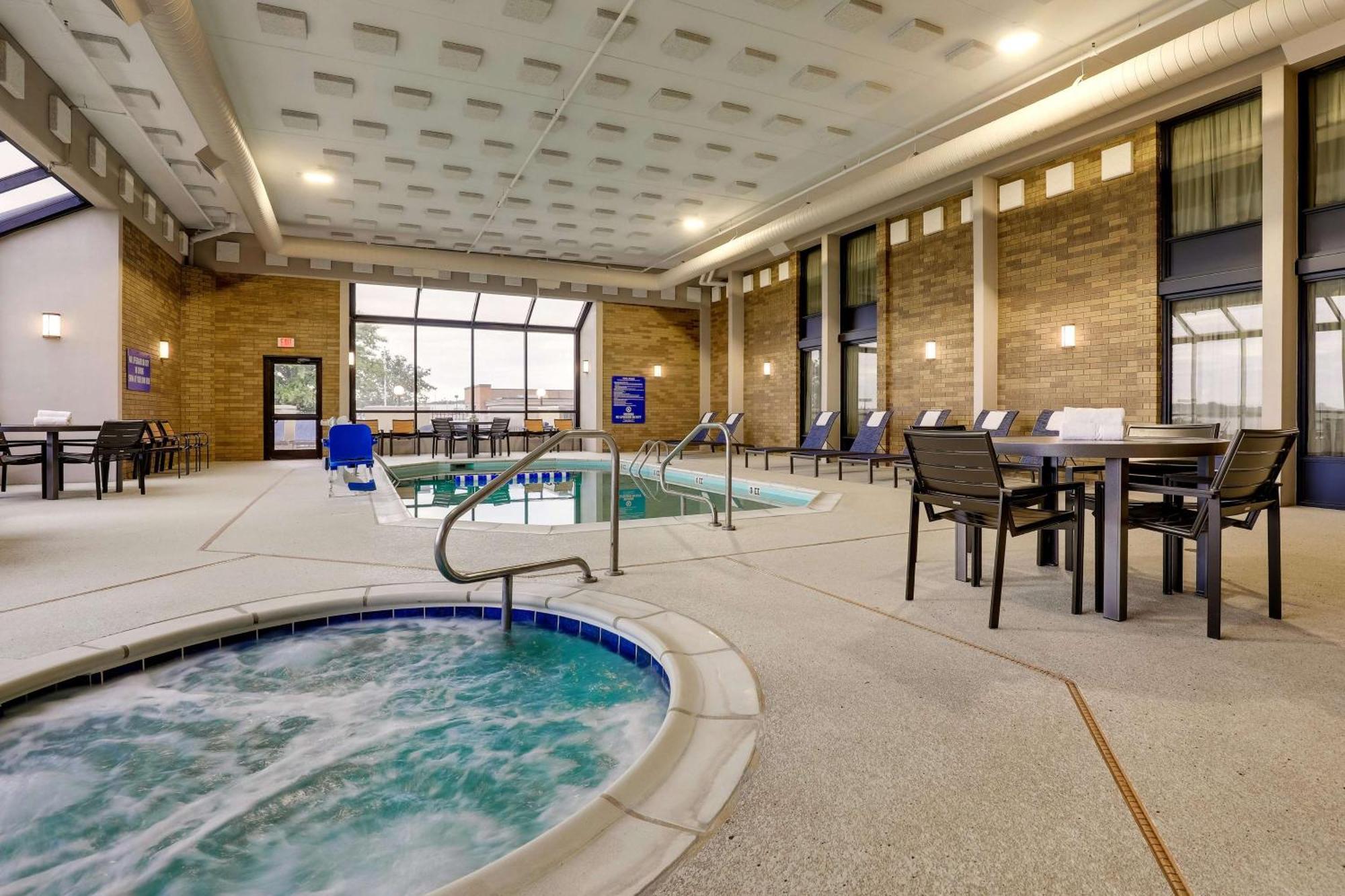 Drury Inn & Suites Cape Girardeau Kültér fotó