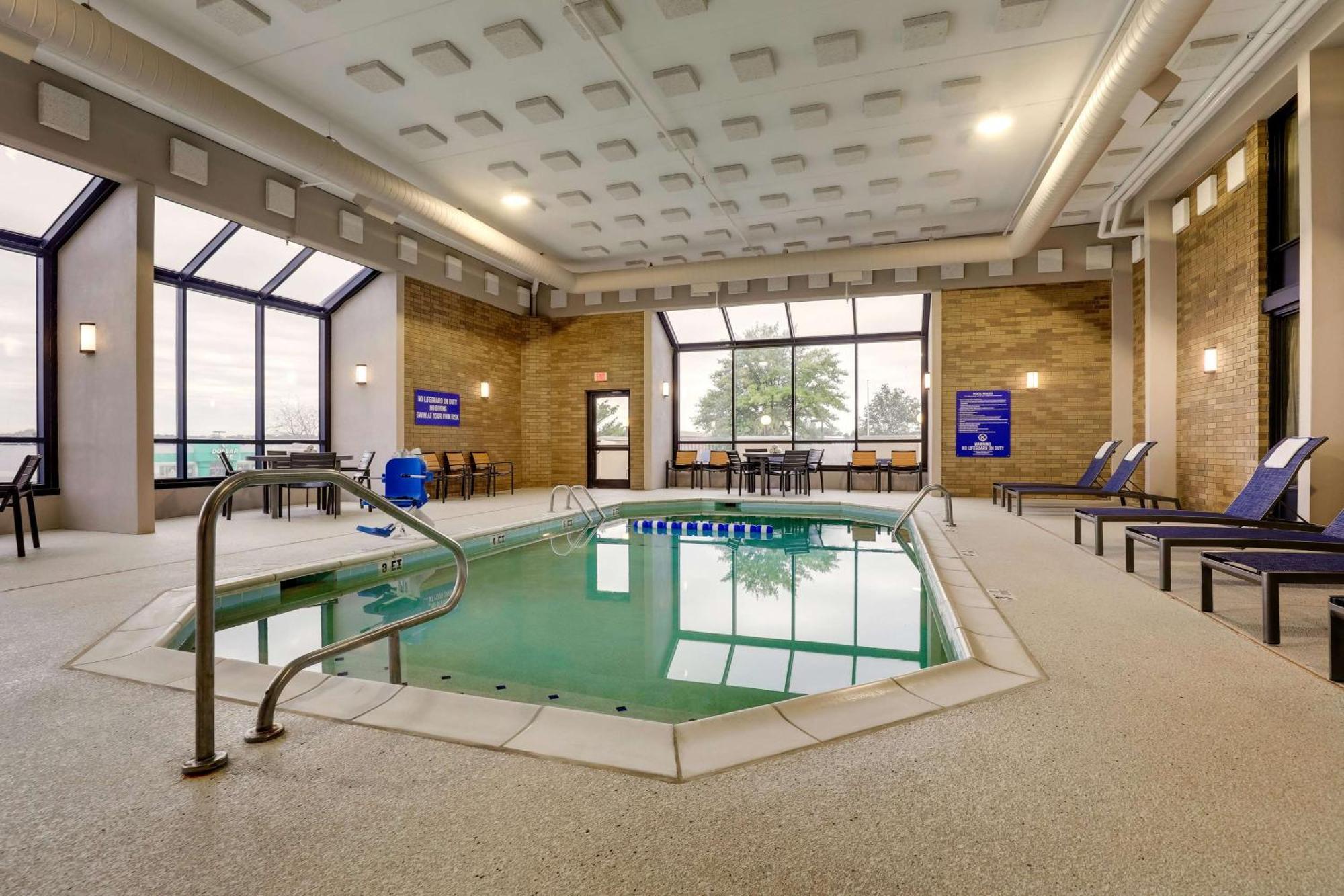 Drury Inn & Suites Cape Girardeau Kültér fotó